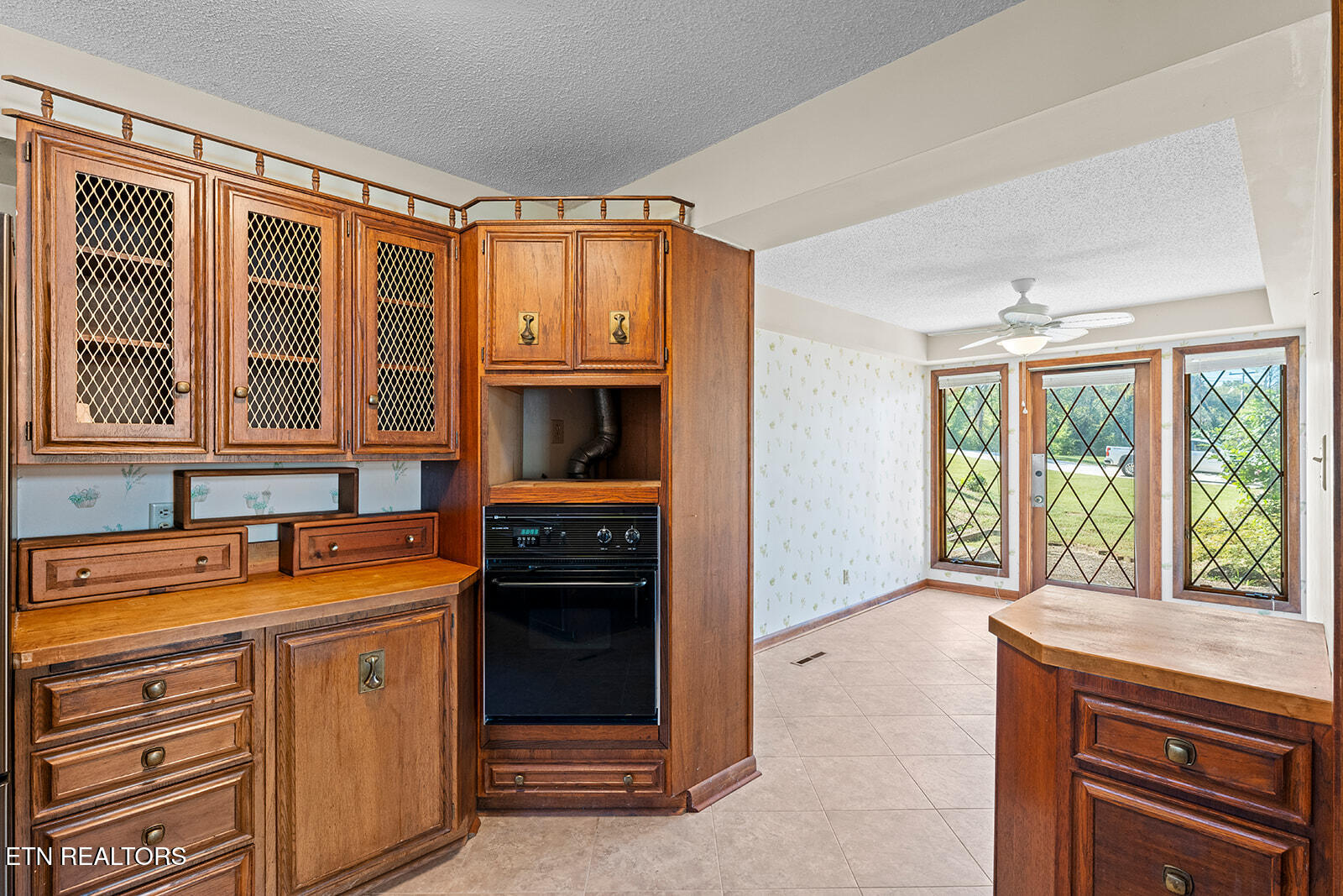 4827 Riversedge Road Louisville, TN 37777 - Photo 27 of 60 Kitchen 1