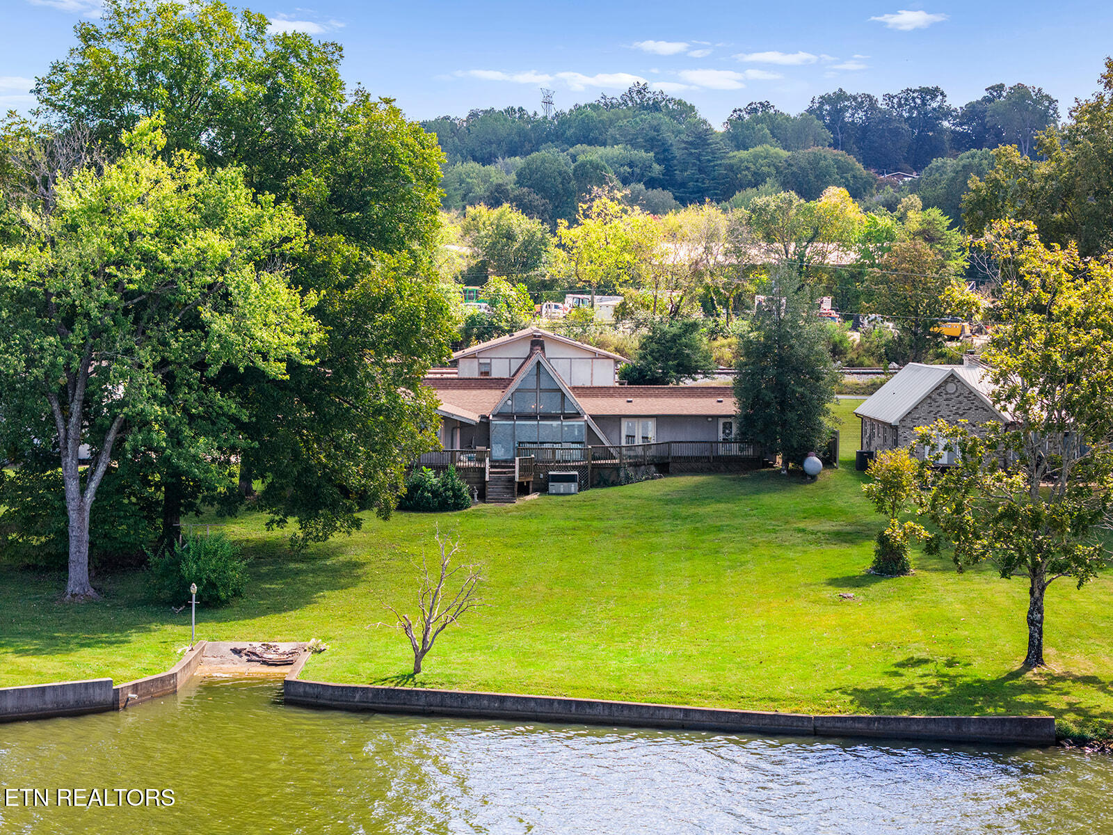 4827 Riversedge Road Louisville, TN 37777 - Photo 55 of 60 Backyard