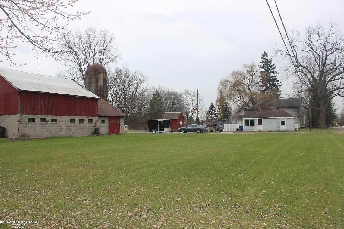 57100 Omo Road Ray, MI 48096 - Photo 7 of 27 31366671-6.JPG