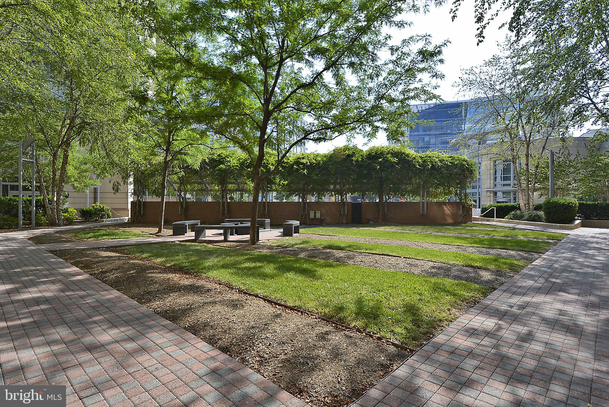 851 North Glebe Road, Unit 621 Arlington, VA 22203 - Photo 36 of 61 Gallery Image 36