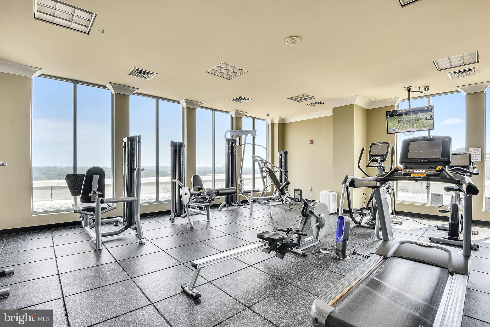 851 North Glebe Road, Unit 621 Arlington, VA 22203 - Photo 37 of 61 Gallery Image 37