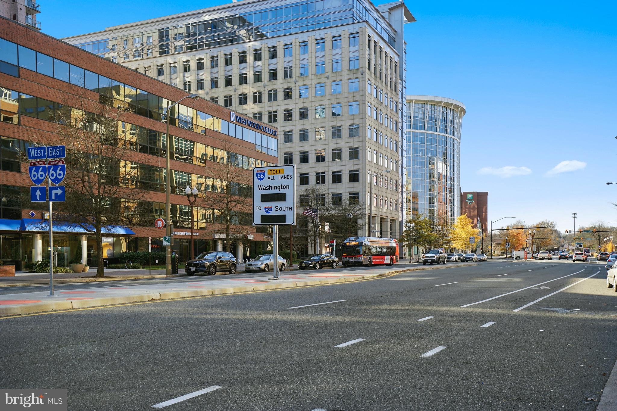 851 North Glebe Road, Unit 621 Arlington, VA 22203 - Photo 58 of 61 Gallery Image 58