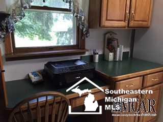 3472 Heiss Road Monroe, MI 48162 - Photo 13 of 38 21346948-12.JPG