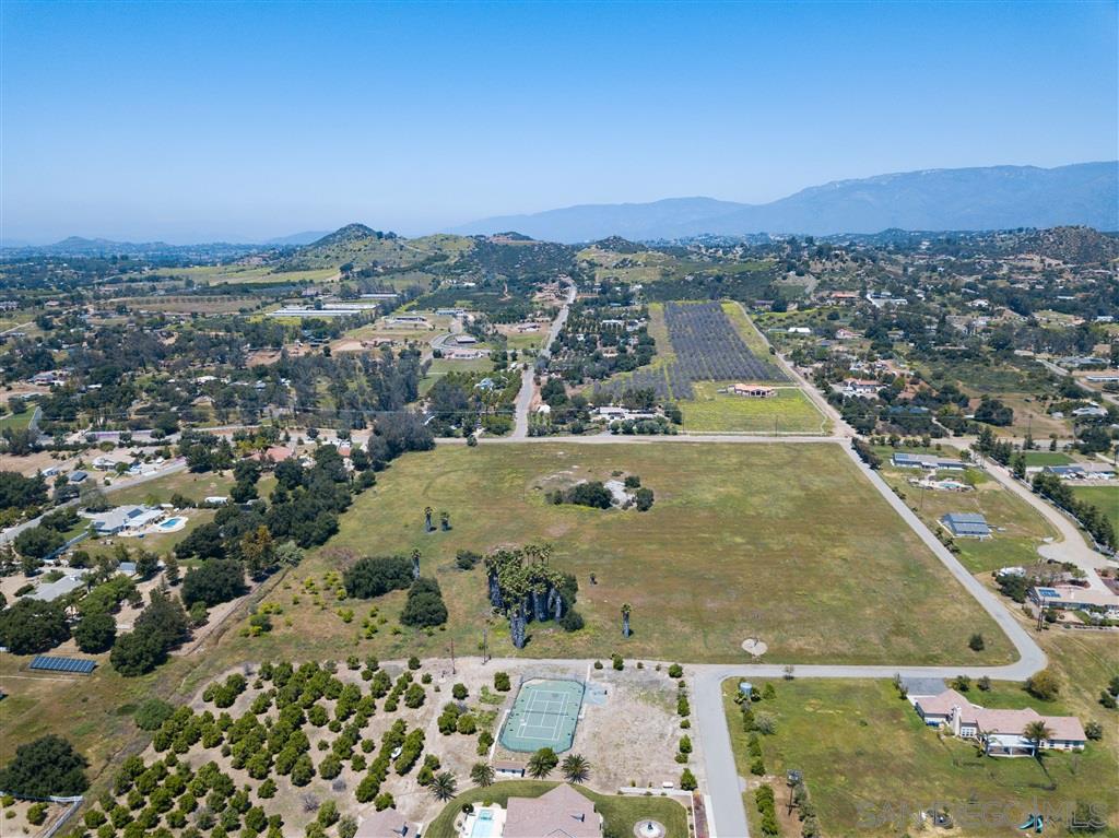 14 Fruitvale Road Valley Center, CA 92082 - Photo 7 of 9