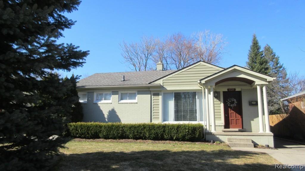 1026 West Webster Road Royal Oak, MI 48073 - Photo 1 of 20 IMG_2458.jpg