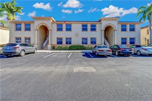 $1,400 | 15430 Bellamar Circle, Unit 3026, Fort Myers, FL 33908
