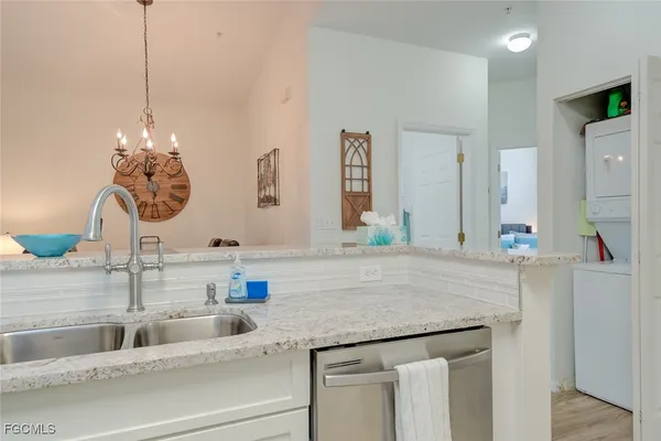 $1,400 | 15430 Bellamar Circle, Unit 3026, Fort Myers, FL 33908