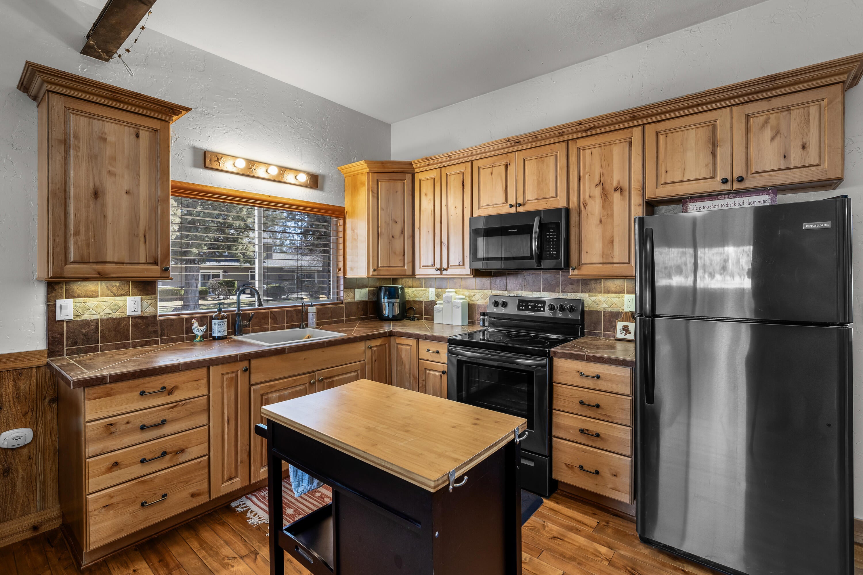 65161 Highland Road Bend, OR 97703 - Photo 59 of 66 2024_03_15_65151_highland_rd-43