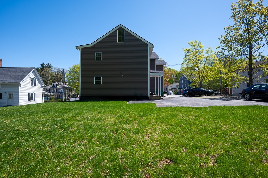 386 Main Street Clinton, MA 01510 - Photo 2 of 16