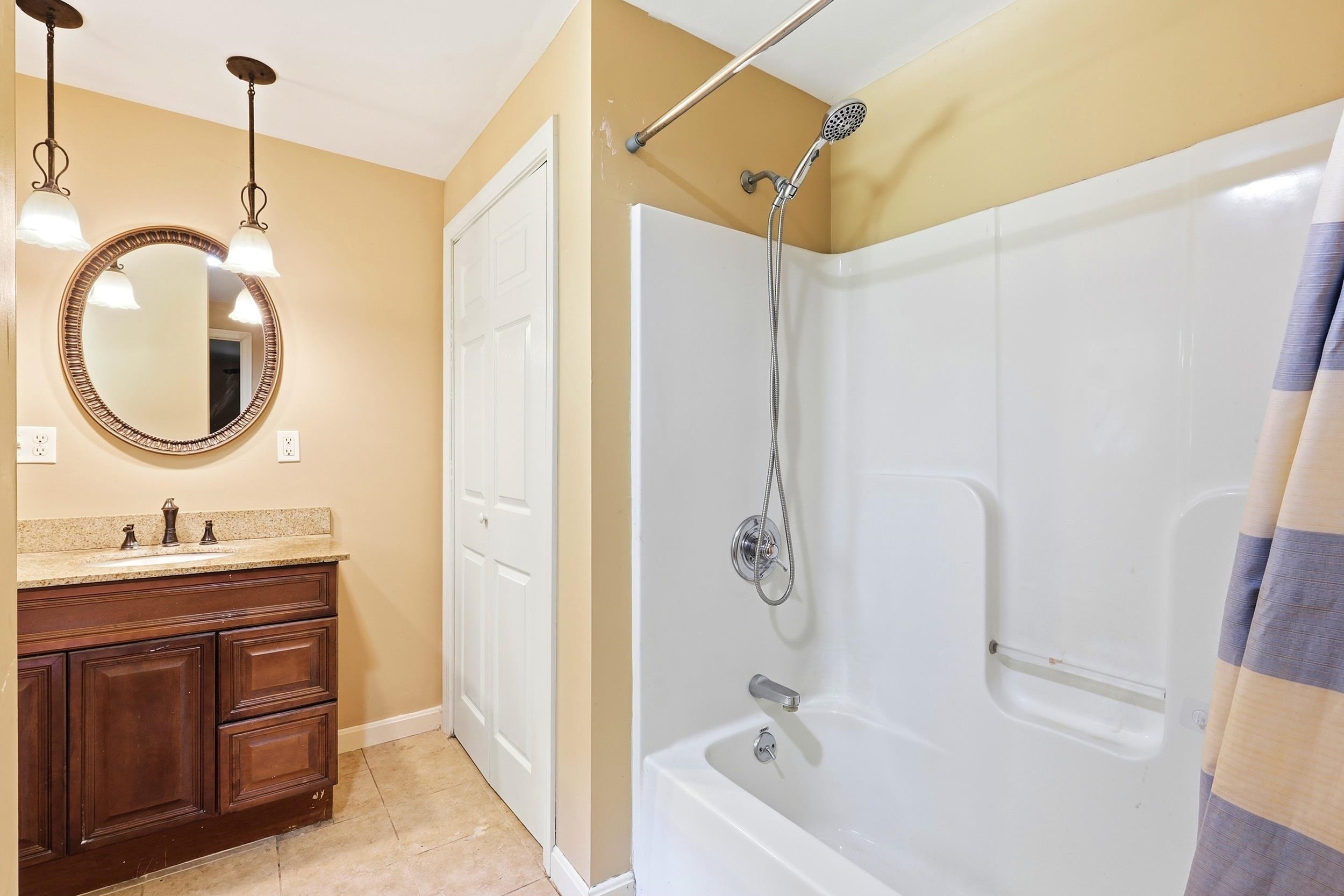 107 Bedford Road Merrimack, NH 03054 - Photo 29 of 38 Gallery Image 29