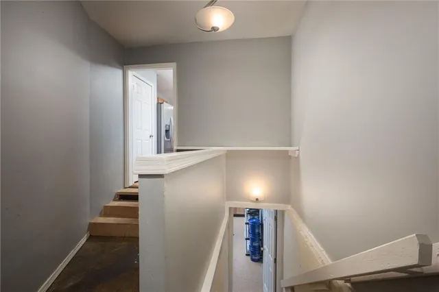 $250,000 | 122 Southeast Moore Street, Blue Springs, MO 64014