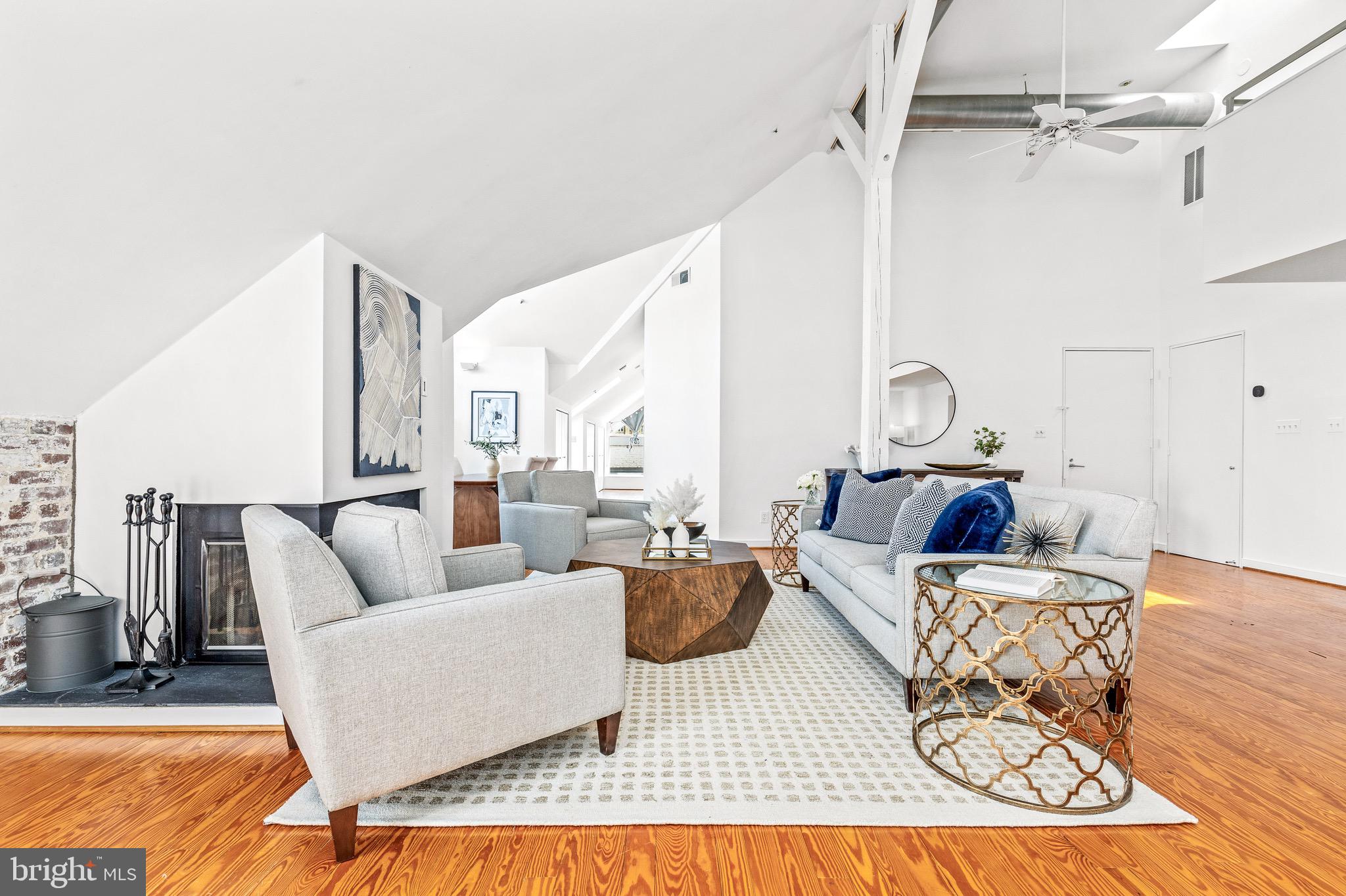 2428 17th Street Northwest, Unit 3N Washington, DC 20009 - Photo 1 of 29 Living Room
