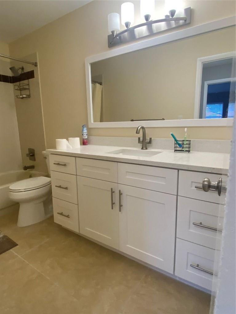1501 Northwest 13th Street, Unit 14 Boca Raton, FL 33486 - Photo 8 of 16 Guest Bathroom