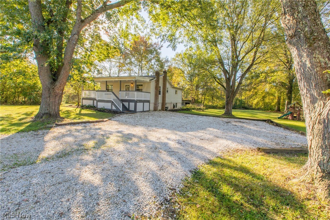 3028 Kendall Road Akron, OH 44321 - Photo 2 of 34