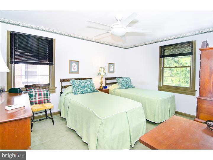 228 Golf Hills Road Havertown, PA 19083 - Photo 5 of 12 Bedroom - Main