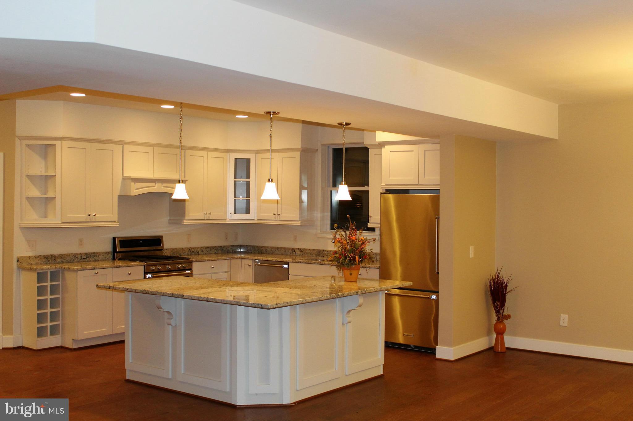 56 Johnson Road Pasadena, MD 21122 - Photo 9 of 29 Kitchen