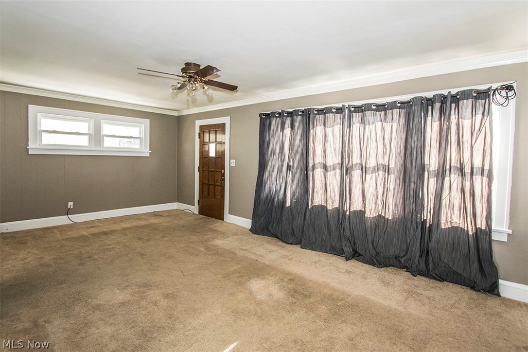 12810 North Road Cleveland, OH 44111 - Photo 6 of 33 Gallery Image 6