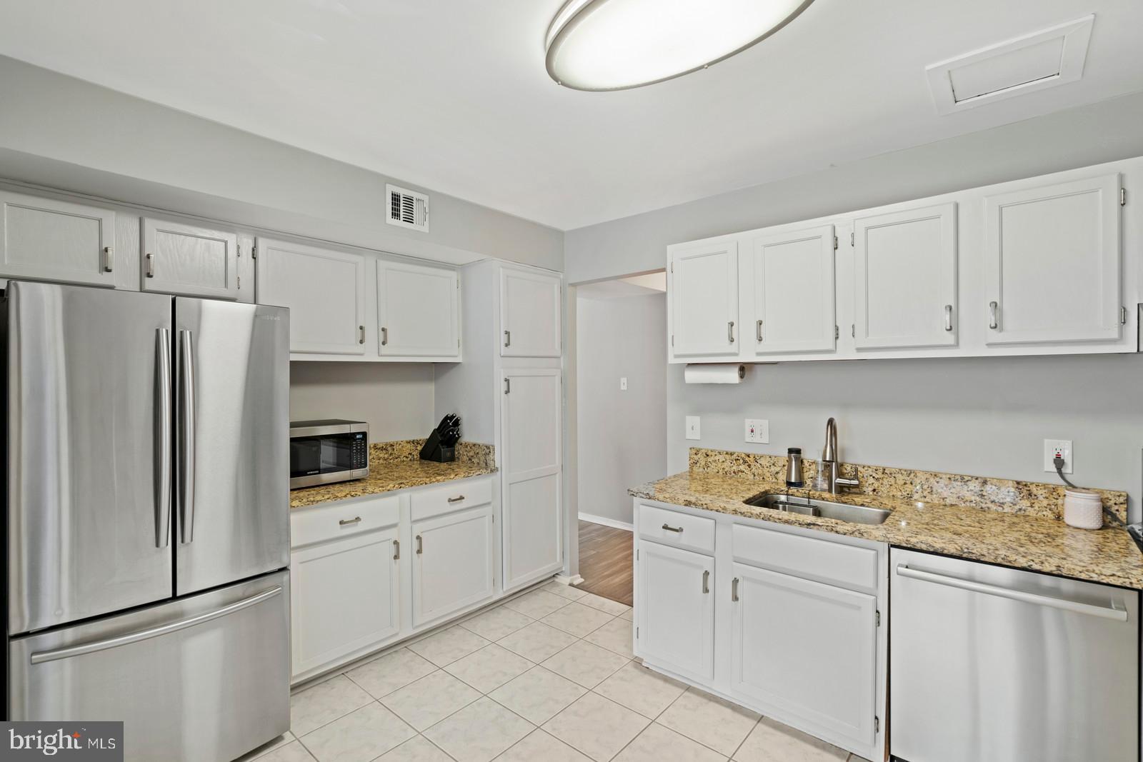 1675 Parkcrest Circle, Unit 400 Reston, VA 20190 - Photo 21 of 32