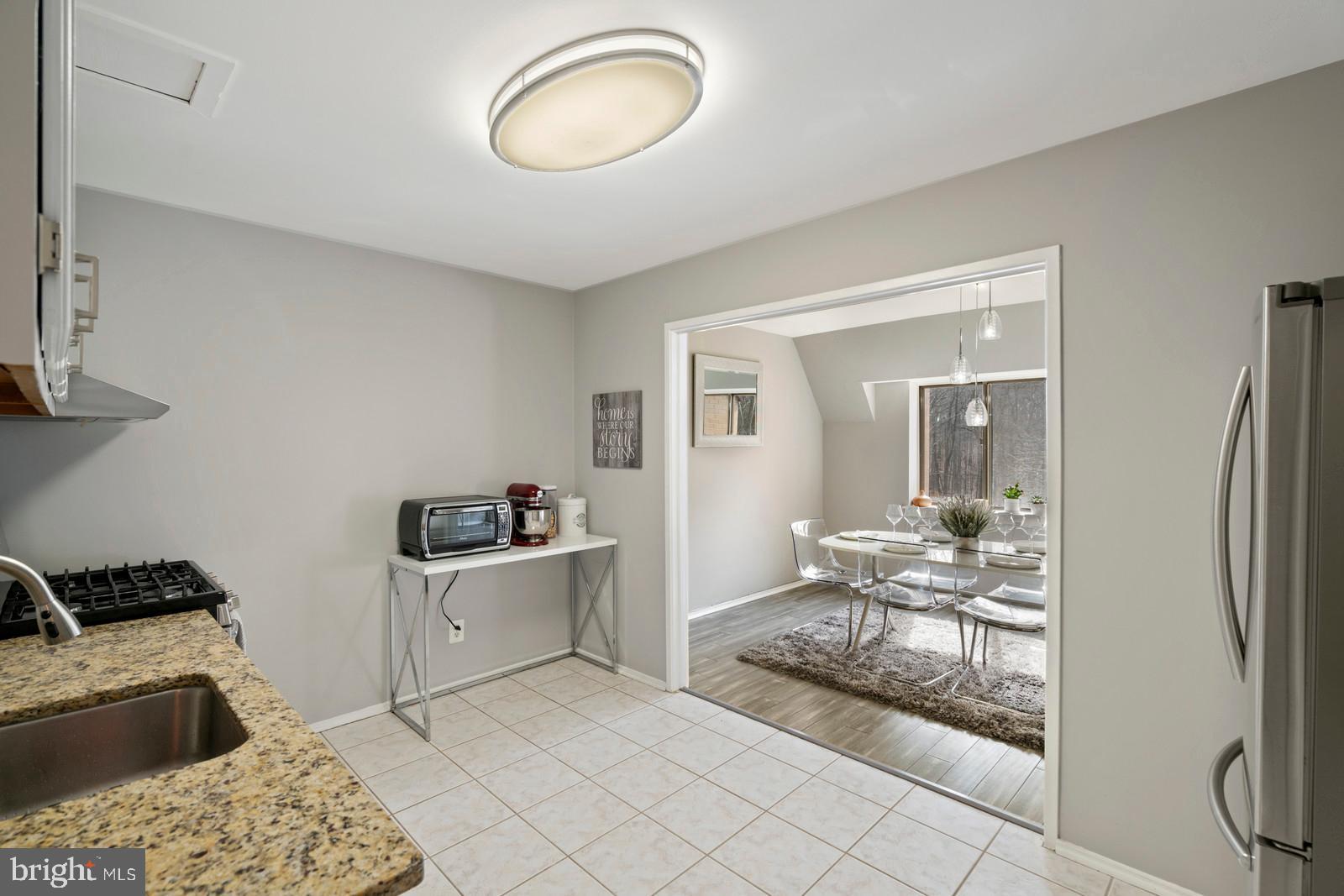 1675 Parkcrest Circle, Unit 400 Reston, VA 20190 - Photo 23 of 32