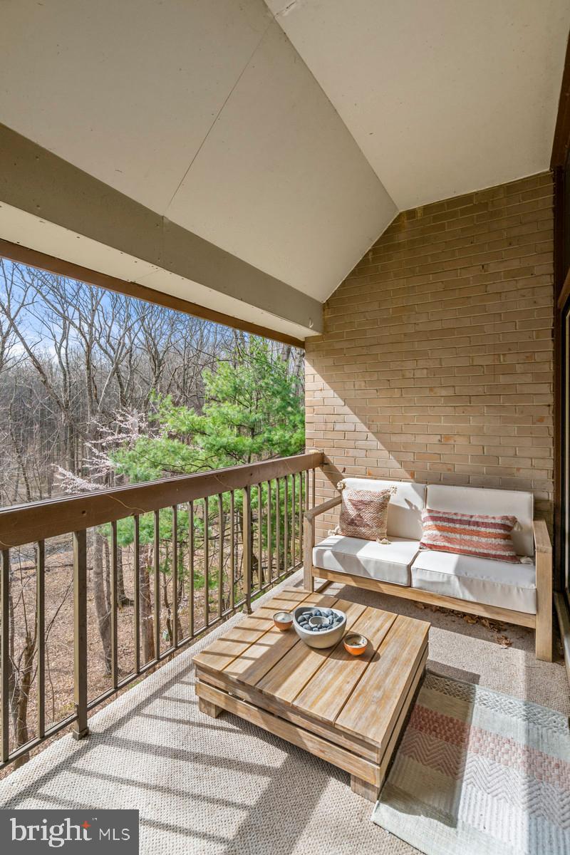 1675 Parkcrest Circle, Unit 400 Reston, VA 20190 - Photo 26 of 32