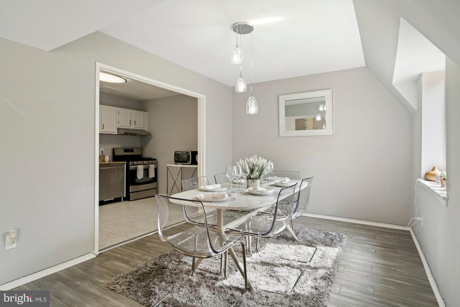 1675 Parkcrest Circle, Unit 400 Reston, VA 20190 - Photo 7 of 32