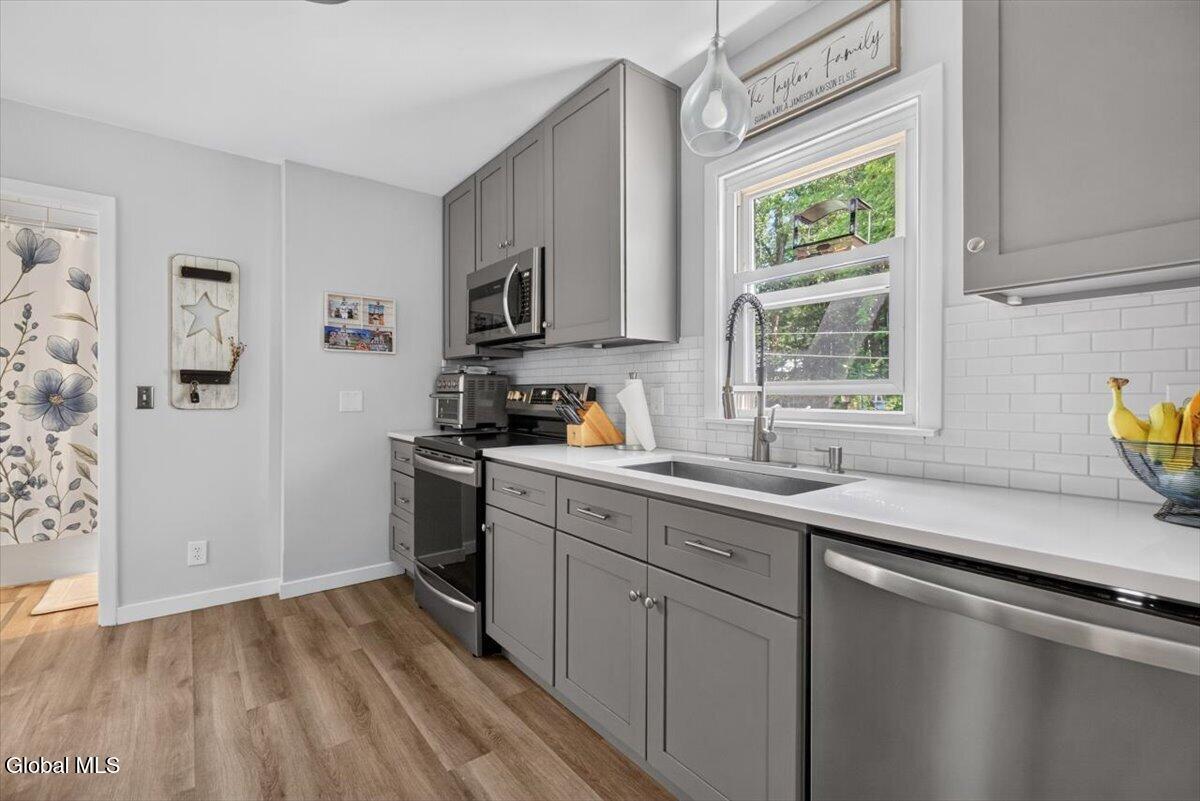 7 Jenkins Road Ballston, NY 12027 - Photo 7 of 35 13-DSC05763