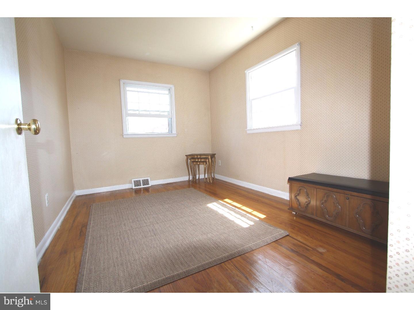 528 Beaver Road Southampton, PA 18966 - Photo 12 of 21 Bedroom 2