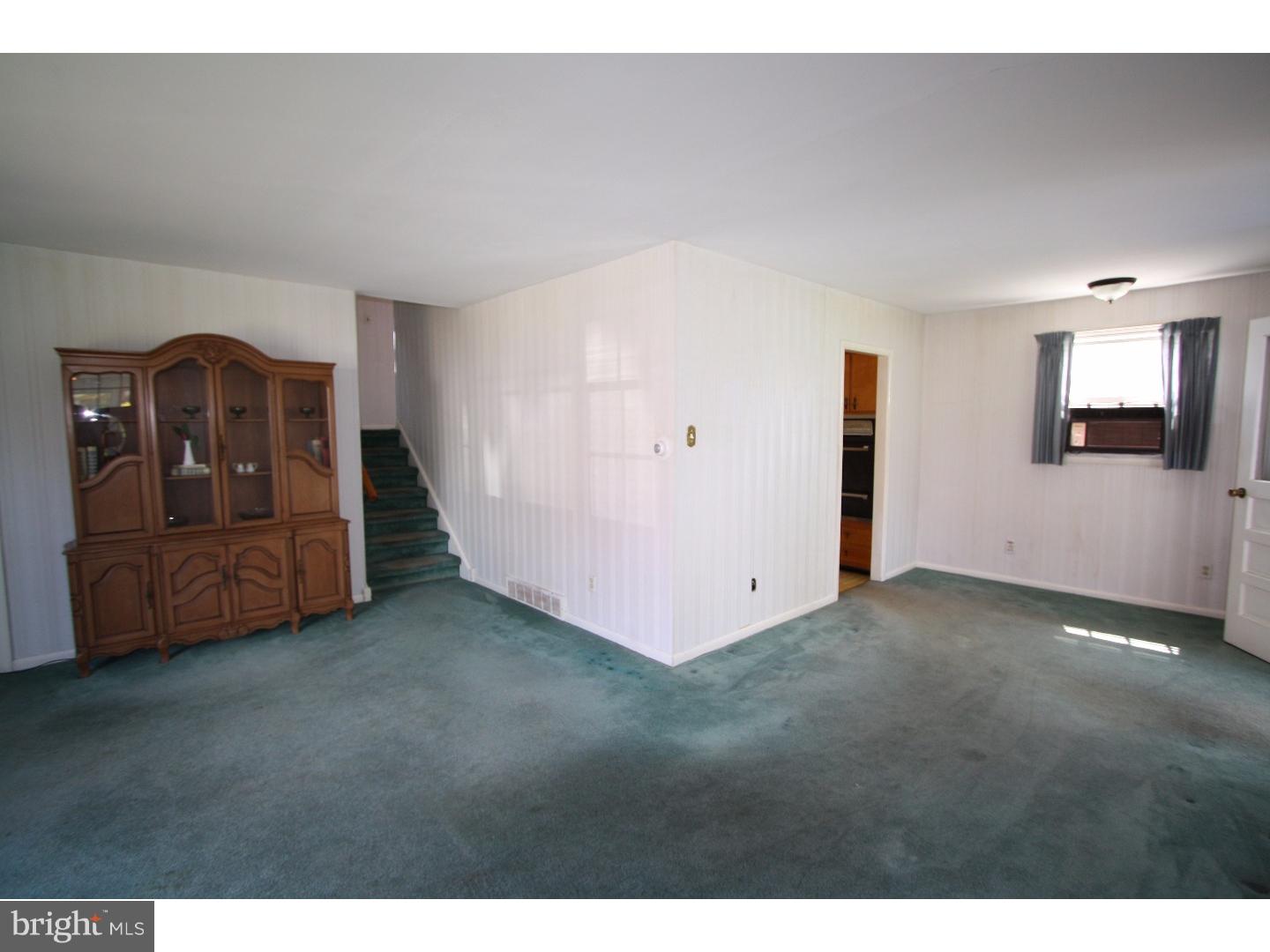 528 Beaver Road Southampton, PA 18966 - Photo 4 of 21 Dining Room