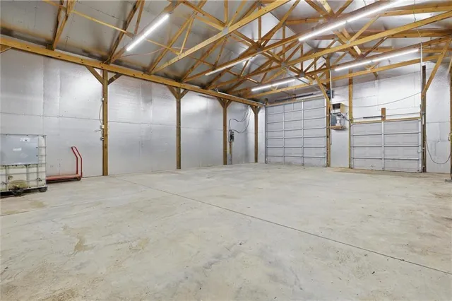 $335,000 | 15035 Beach Front Drive, Excelsior Springs, MO 64024