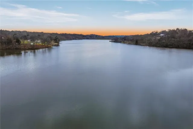 $335,000 | 15035 Beach Front Drive, Excelsior Springs, MO 64024