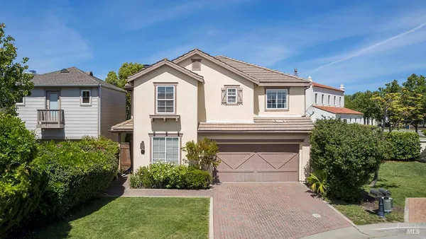 $1,295,000 | 23 Greenham Court, Novato, CA 94949