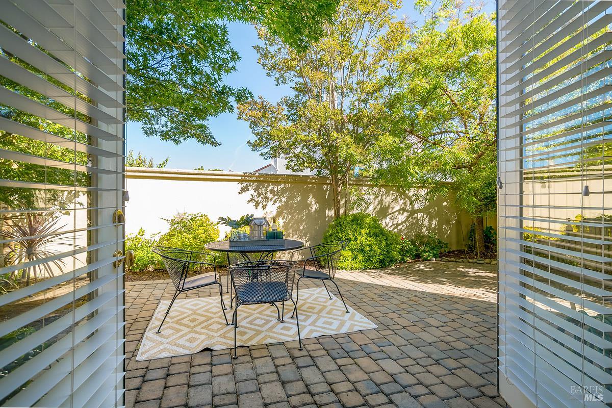 23 Greenham Court Novato, CA 94949 - Photo 24 of 37