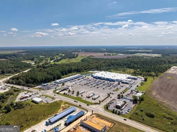 a view of a lake in the city