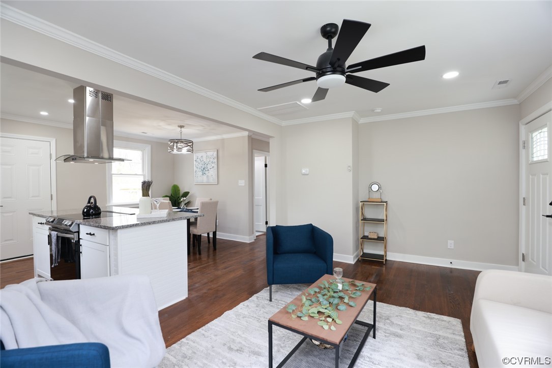 2305 Wright Avenue Richmond, VA 23224 - Photo 5 of 33 a living room with furniture and kitchen view
