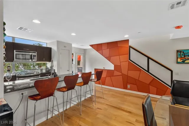 $1,950 | 2006 Yaupon Avenue, Unit NONE, Las Vegas, NV 89101