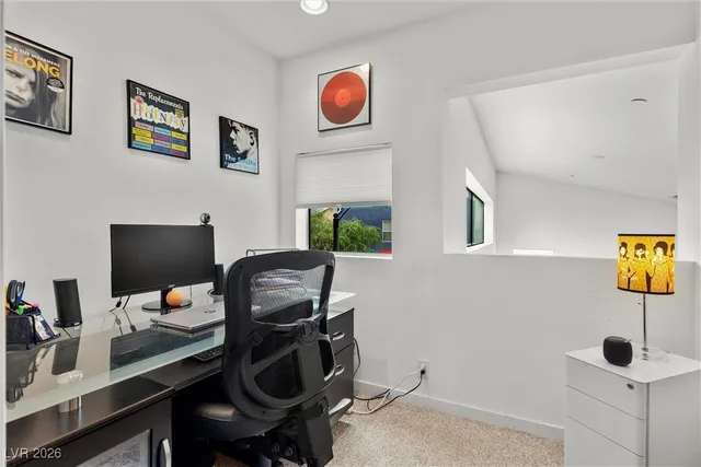 $1,950 | 2006 Yaupon Avenue, Unit NONE, Las Vegas, NV 89101