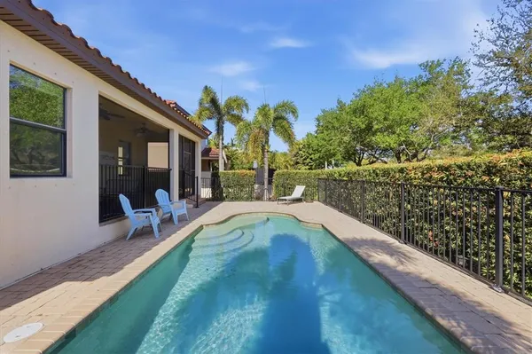 $6,500 | 5423 Title Row Drive, Bradenton, FL 34210