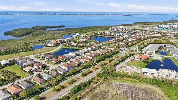 $6,500 | 5423 Title Row Drive, Bradenton, FL 34210