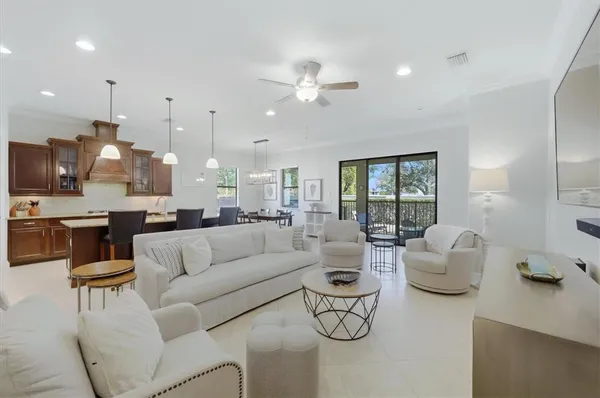 $6,500 | 5423 Title Row Drive, Bradenton, FL 34210