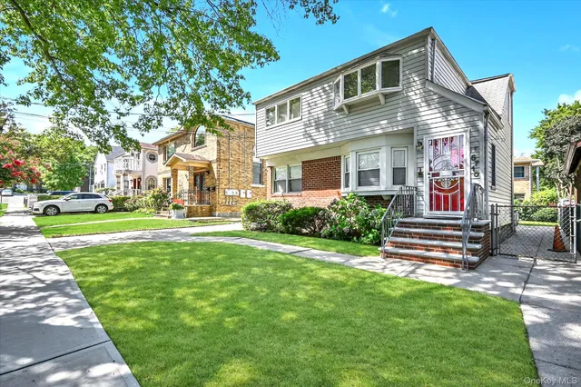 $1,650,000 | 57-10 253rd Street | Little Neck