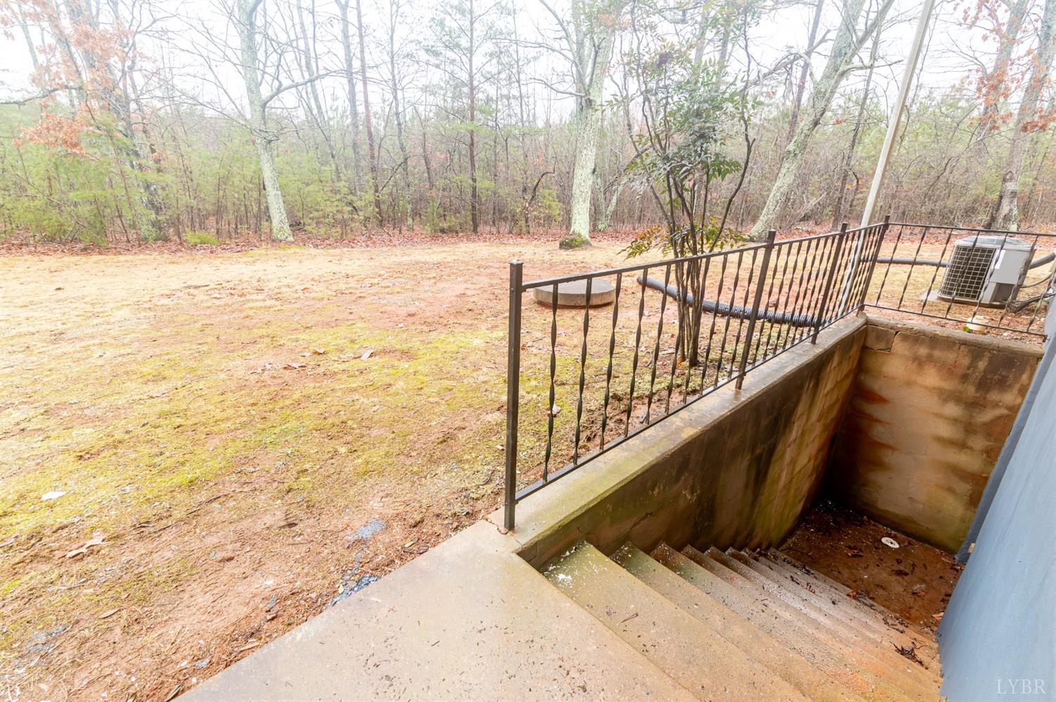 7885 Climax Road Gretna, VA 24557 - Photo 14 of 18 a view of outdoor space and yard