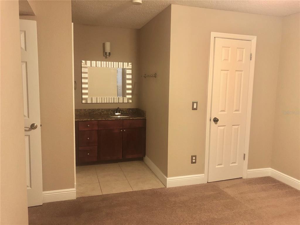 5128 Conroy Road, Unit 718 Orlando, FL 32811 - Photo 17 of 28 Gallery Image 17