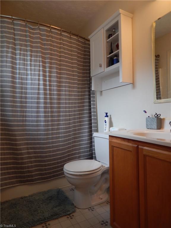 625 Stephany Circle Rural Hall, NC 27045 - Photo 8 of 12 Gallery Image 8