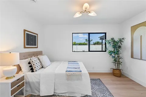 $1,899,000 | 10321 Kamuela Drive, Huntington Beach, CA 92646