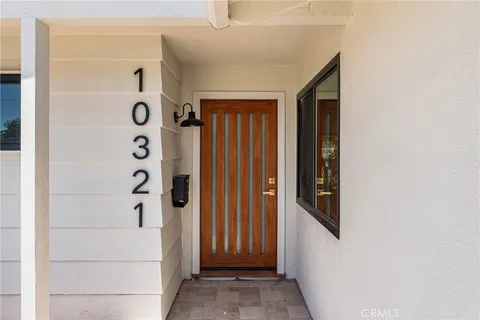 $1,899,000 | 10321 Kamuela Drive, Huntington Beach, CA 92646