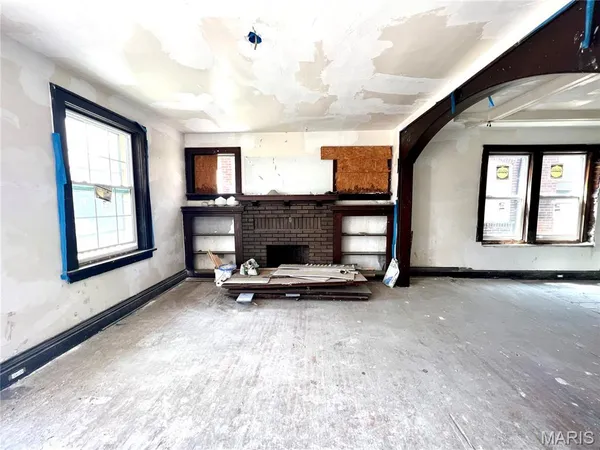 $59,000 | 5141 Highland Avenue, St. Louis, MO 63113