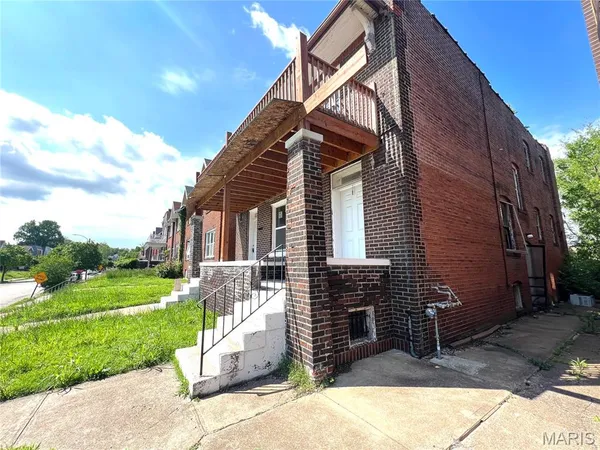 $59,000 | 5141 Highland Avenue, St. Louis, MO 63113