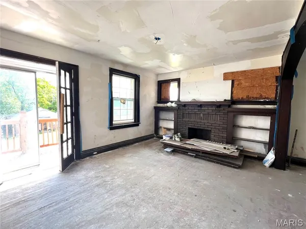 $59,000 | 5141 Highland Avenue, St. Louis, MO 63113