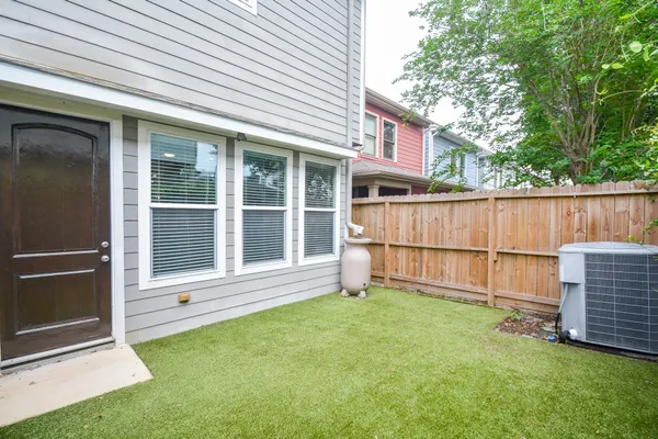 $3,500 | 1514 Prince Street, Houston, TX 77008