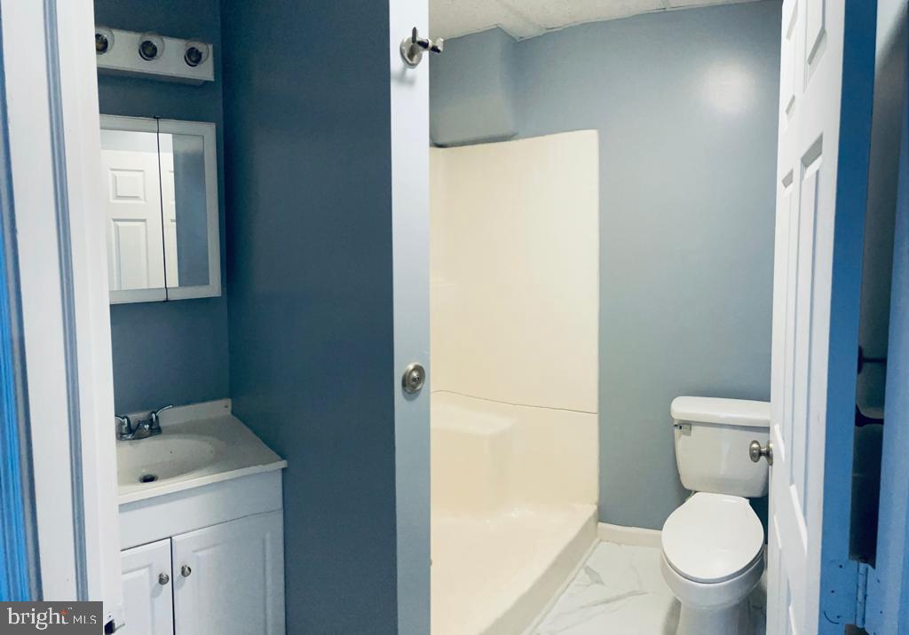 2130 Kutztown Road Reading, PA 19605 - Photo 14 of 15 Gallery Image 14